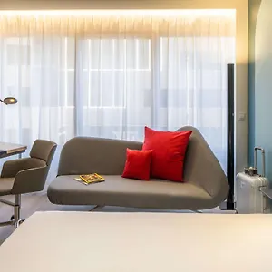 4* Otel Novotel Campo De Naciones